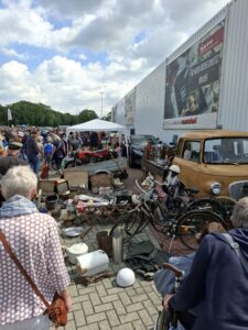 Sonntagsfloh bei Maschal